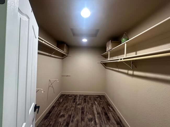 Building Photo - 2384 Choctaw Rd