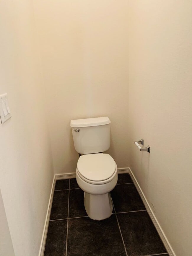 Building Photo - Rancho Sahuarita 4 bedroom 3 bath 2 story Home