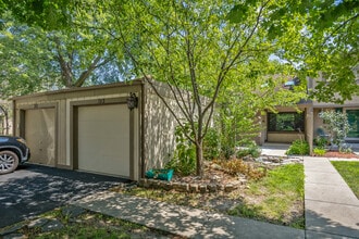 Building Photo - 713 Acadia Ct