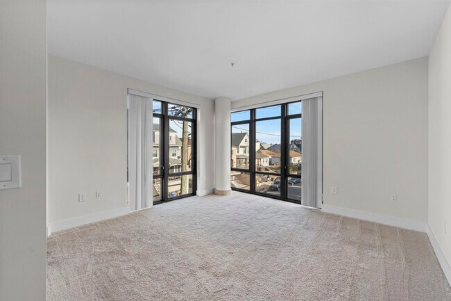 Building Photo - 1040 John F. Kennedy Blvd