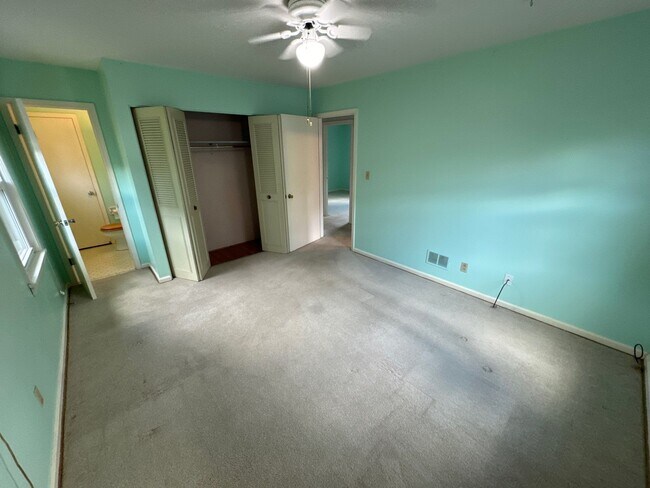 Building Photo - 9718 Lyric Ln