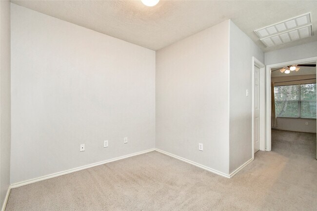 Building Photo - 62 E Stedhill Loop