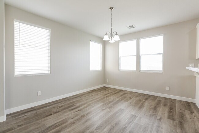 Building Photo - 6578 Holly River St