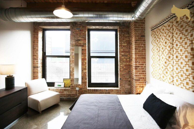 Building Photo - 1509 W 15th St