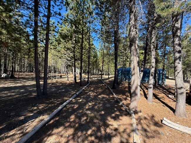 Building Photo - Peaceful 2-Bedroom with Den Home on Over a...