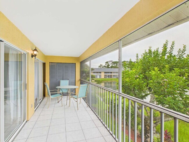 Building Photo - Furnished 2BR/2BA Lakefront Condo – 12-Mon...