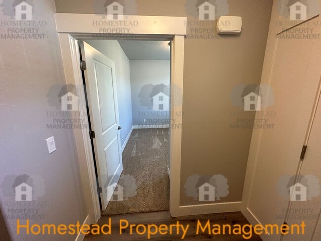 Building Photo - Happy Holidays from Homestead! Get 50% off one month of rent!