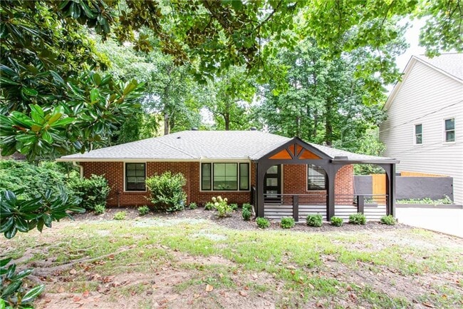 Primary Photo - 629 Clairmont Cir