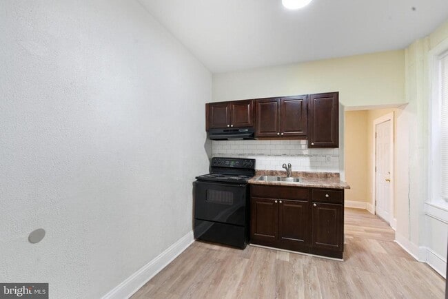 Building Photo - 2653 N Colorado St