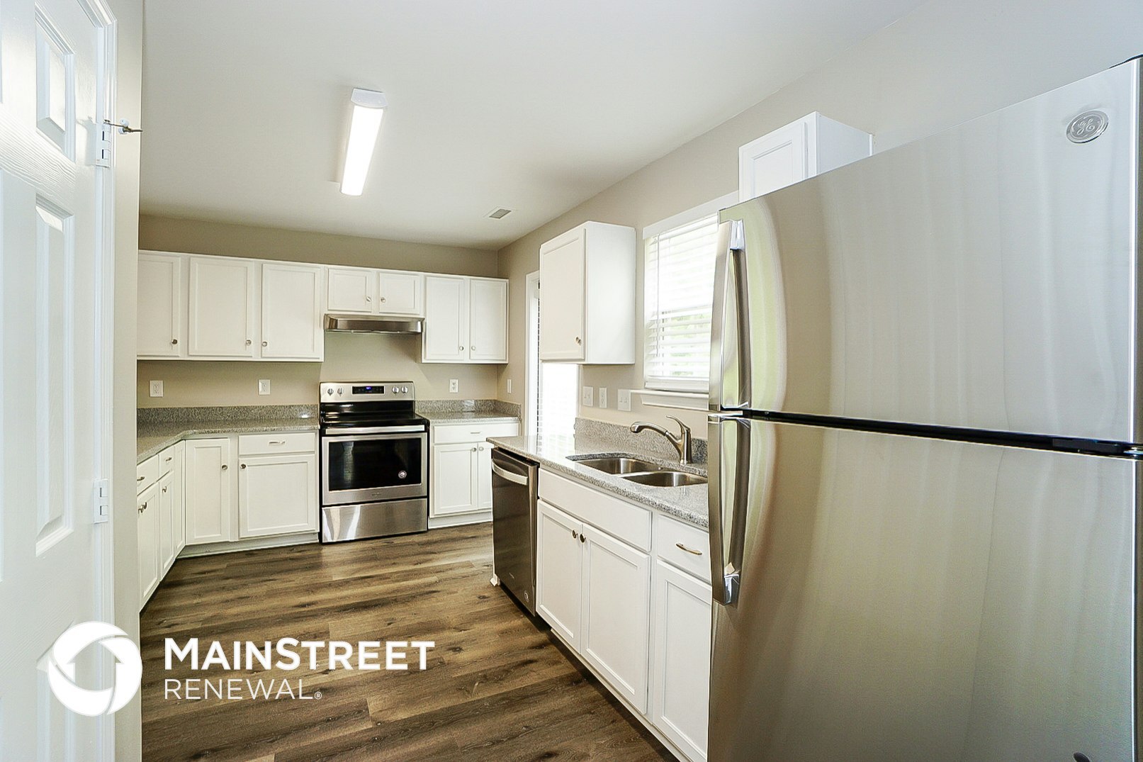 Building Photo - 414 Summer Breeze Dr