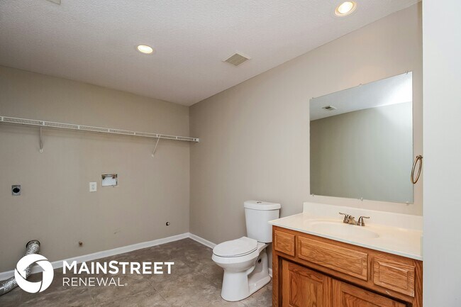 Building Photo - 6426 Chouteau St