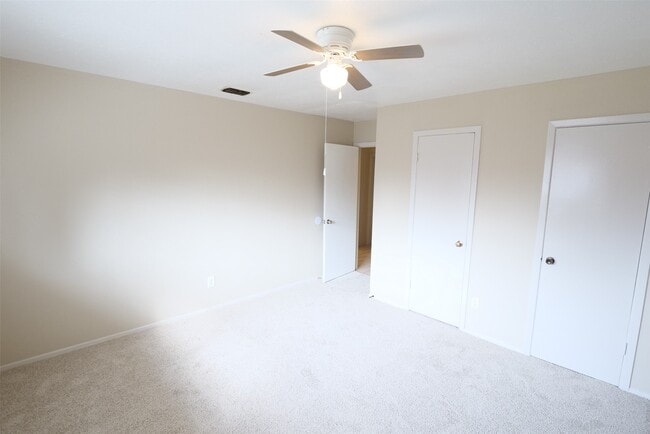 Building Photo - 22311 Fincastle Dr