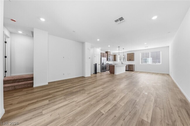 Building Photo - 9238 Soho Sky Ct