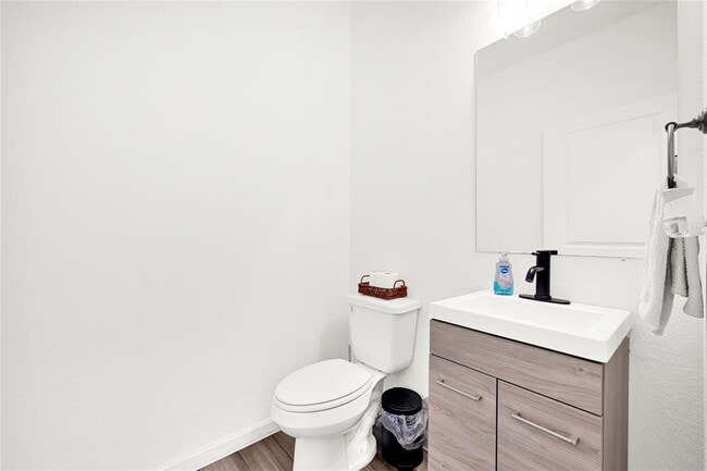 Building Photo - 1013 Lacebark Pne Ln