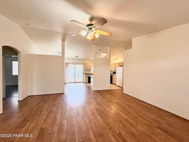 Building Photo - 5102 E Ramada Dr