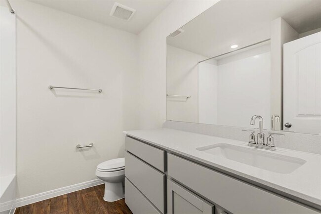 Building Photo - 112 Eagle Mountain Trl1