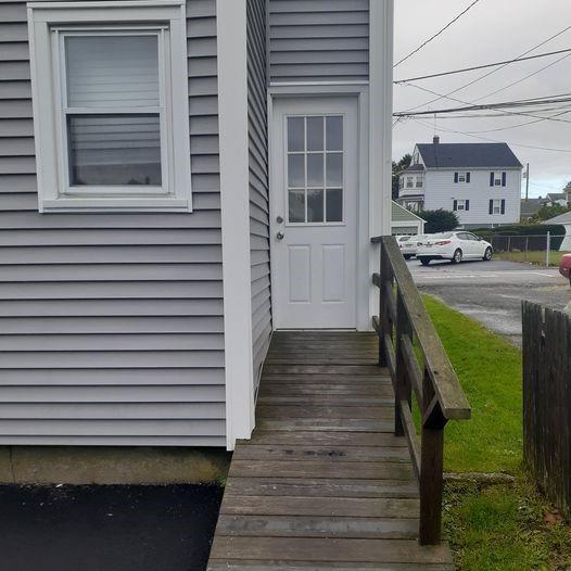 Building Photo - 10 Ryan Ave