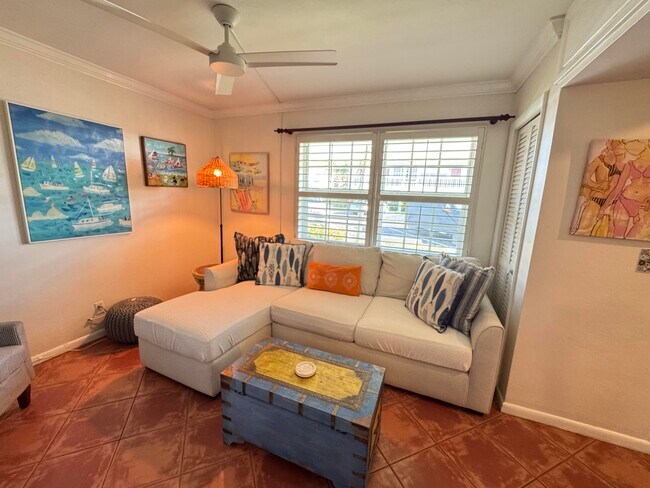 Building Photo - 5505 N Ocean Blvd