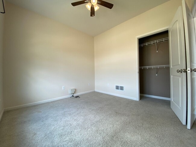 Building Photo - 5780 W Monarch Ct