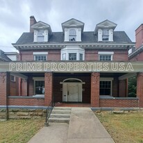Building Photo - 520 N Maple Ave