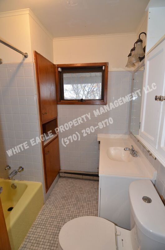 Building Photo - 1510 E Gibson St