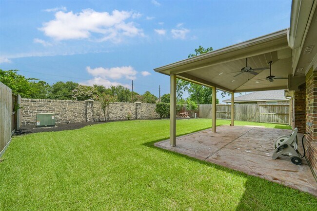 Building Photo - 1414 Phoenician Dr