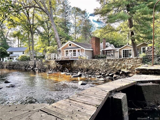 Building Photo - 83 Maltbie Ave