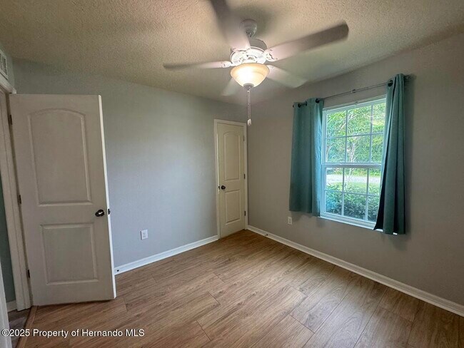 Building Photo - 4108 Monona Ave