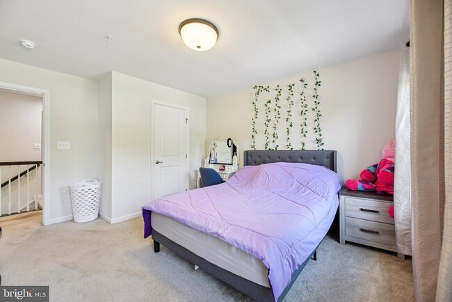 Building Photo - 5733 Allender Rd
