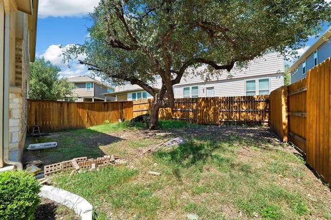 Building Photo - 9010 Gage Dr
