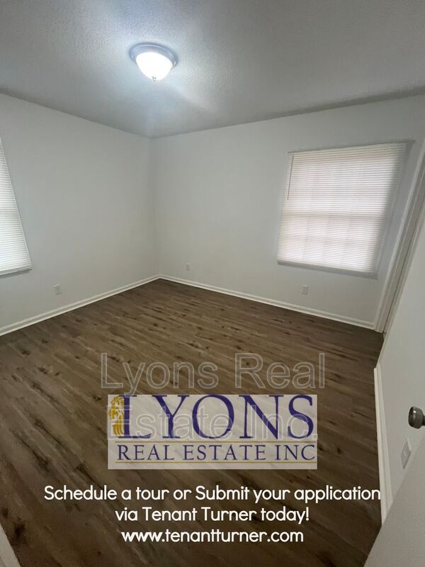 Building Photo - 2517 Deborah Dr