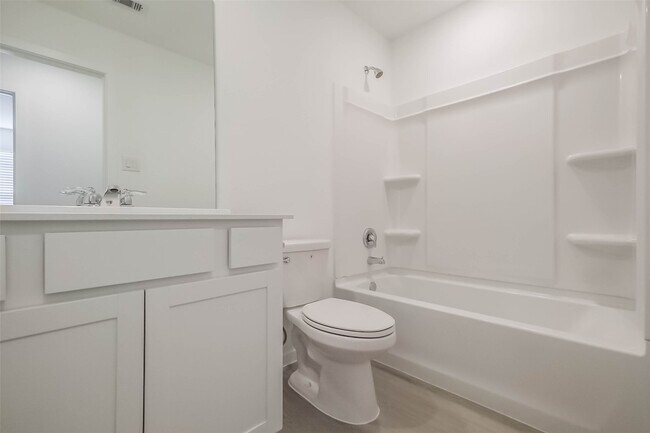 Building Photo - 6514 Linden Leaf Dr