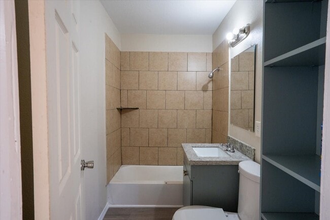 Building Photo - 5851 Southtown St