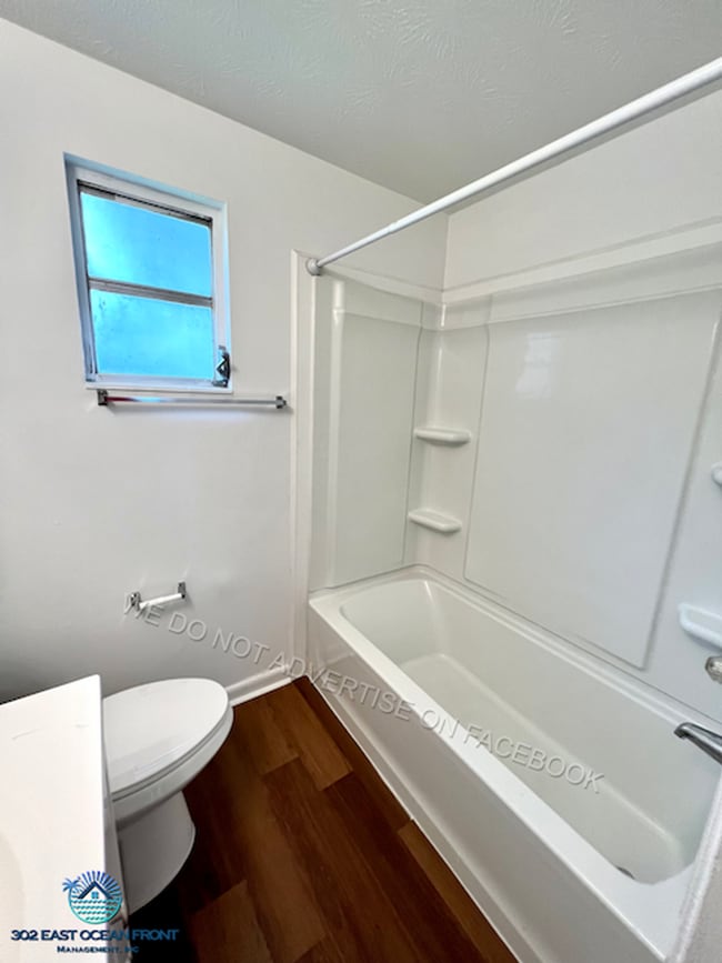 Building Photo - Gorgeous 3 bedroom / 1.5 bathroom home ready for rent in Orange Park.