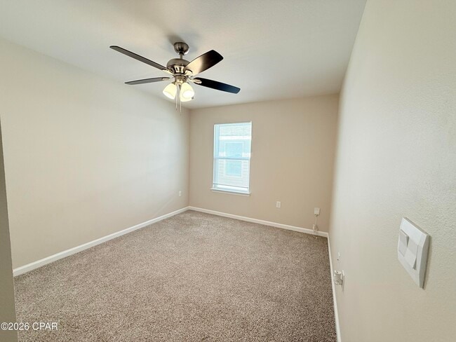 Building Photo - 6615 Kettles St