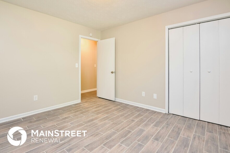 Building Photo - 1642 Sugarmaple Dr SW