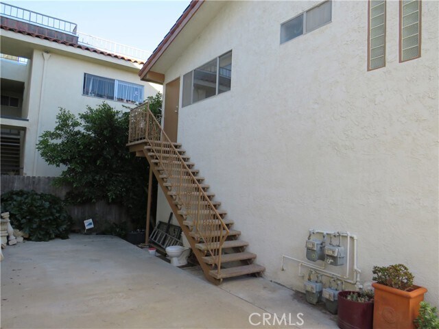 Building Photo - 3935 Bluff Pl