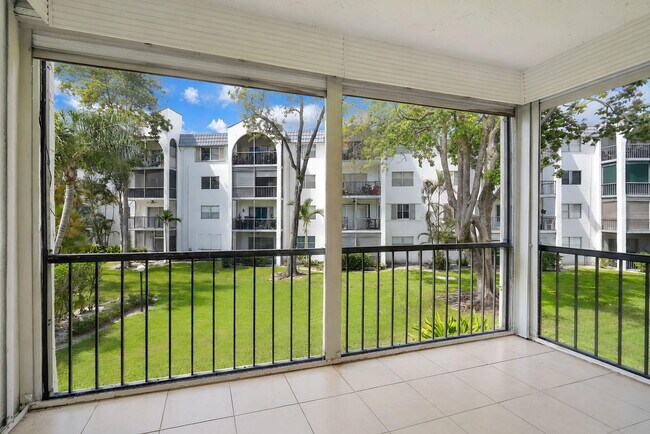Building Photo - 3360 Spanish Moss Terrace
