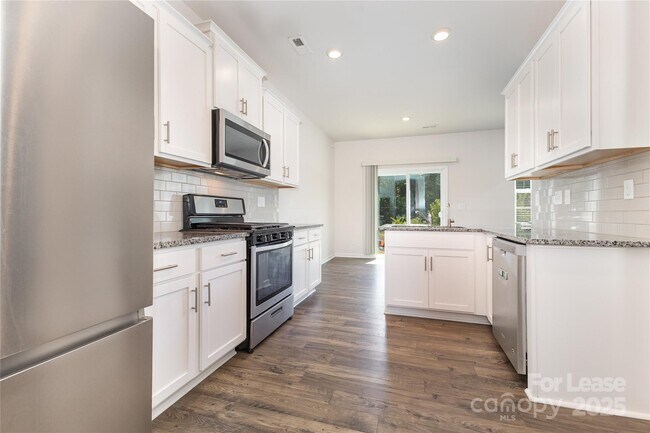 Building Photo - 7109 Pennyroyal Wy