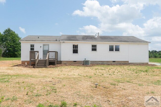 Building Photo - 243 Mitchell Farm Rd