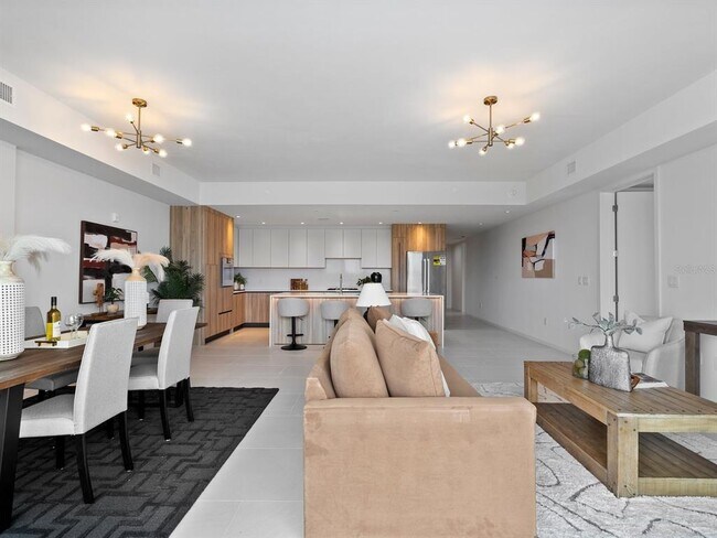 Building Photo - 1020 Sunset Point Rd