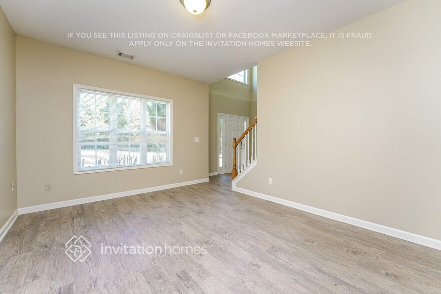 Building Photo - 971 Wisteria View Ct SE