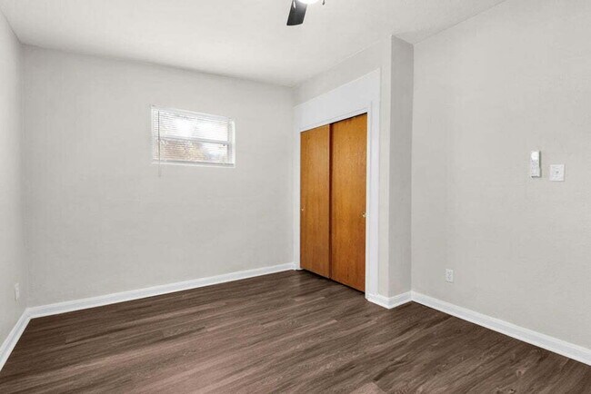 Building Photo - "Charming 3-Bedroom Home in Fort Walton Beach!"