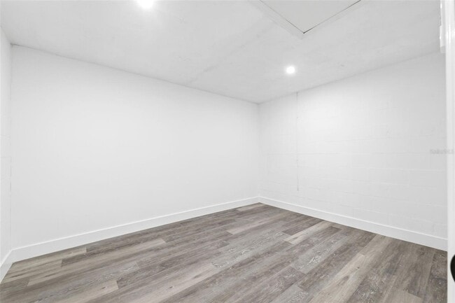 Building Photo - 3673 Rockaway Dr