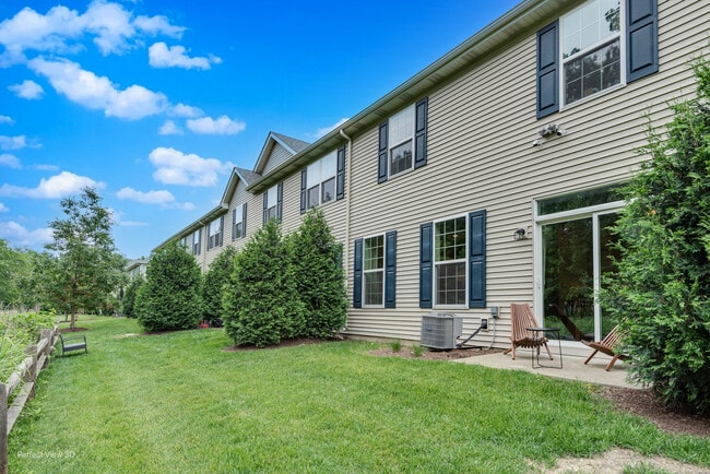 Building Photo - 1640 Carlstedt Dr