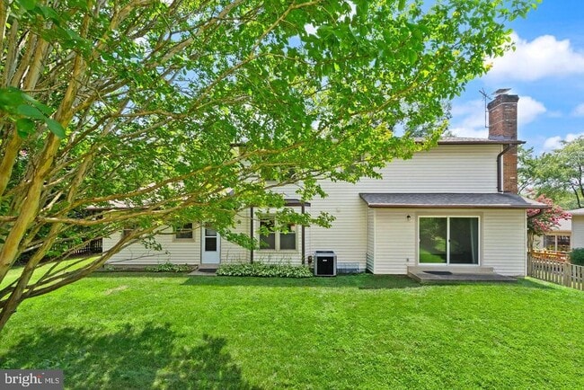 Building Photo - 8902 Huxley Ct