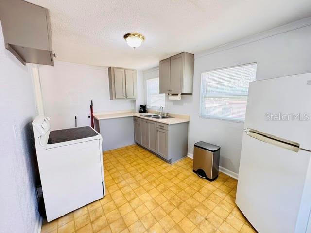 Building Photo - 2722 Sunrise Ct