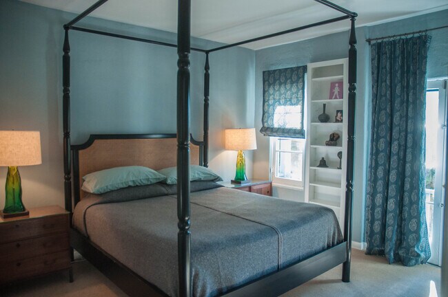 Primary Bedroom - 1024 S Orange Dr