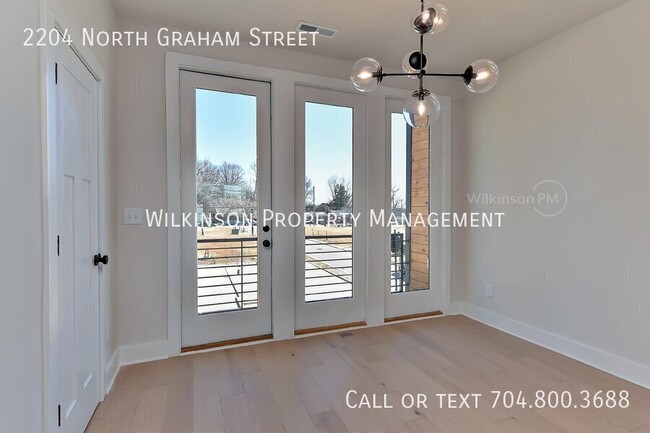 Building Photo - Luxury Urban Living 3-bed 3.5-bath NODA