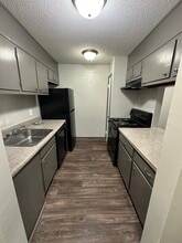 Building Photo - The Willows Apartments
